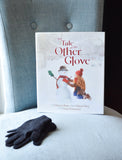 The Tale of the Other Glove (EN, HC)